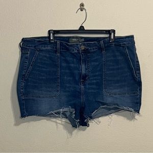 Torrid Size 20 Feel The Fit High Rise stretchy denim cut off shorts